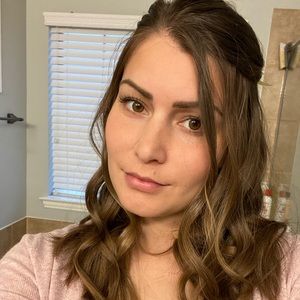 Meet your Posher, Caryn